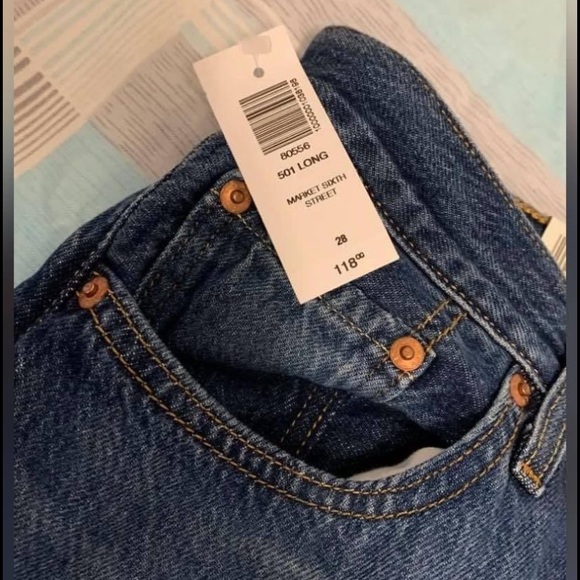 Levi's 501 Long Market Sixth Street Jeans from Aritzia (Size 28) - Picture 3 of 5